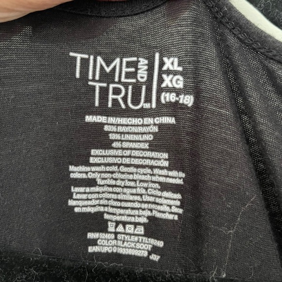 Time and Tru‎ Women XL Black Embroidered Bell Sleeve Tie Neck Boho Long Sleeve - Picture 5 of 5